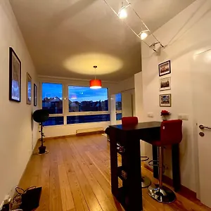 Charmant Studio - Quartier Chatelain Brussel